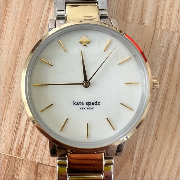 Kate spade New York ladies two toned round dress watch NEW BATTERY main image 8